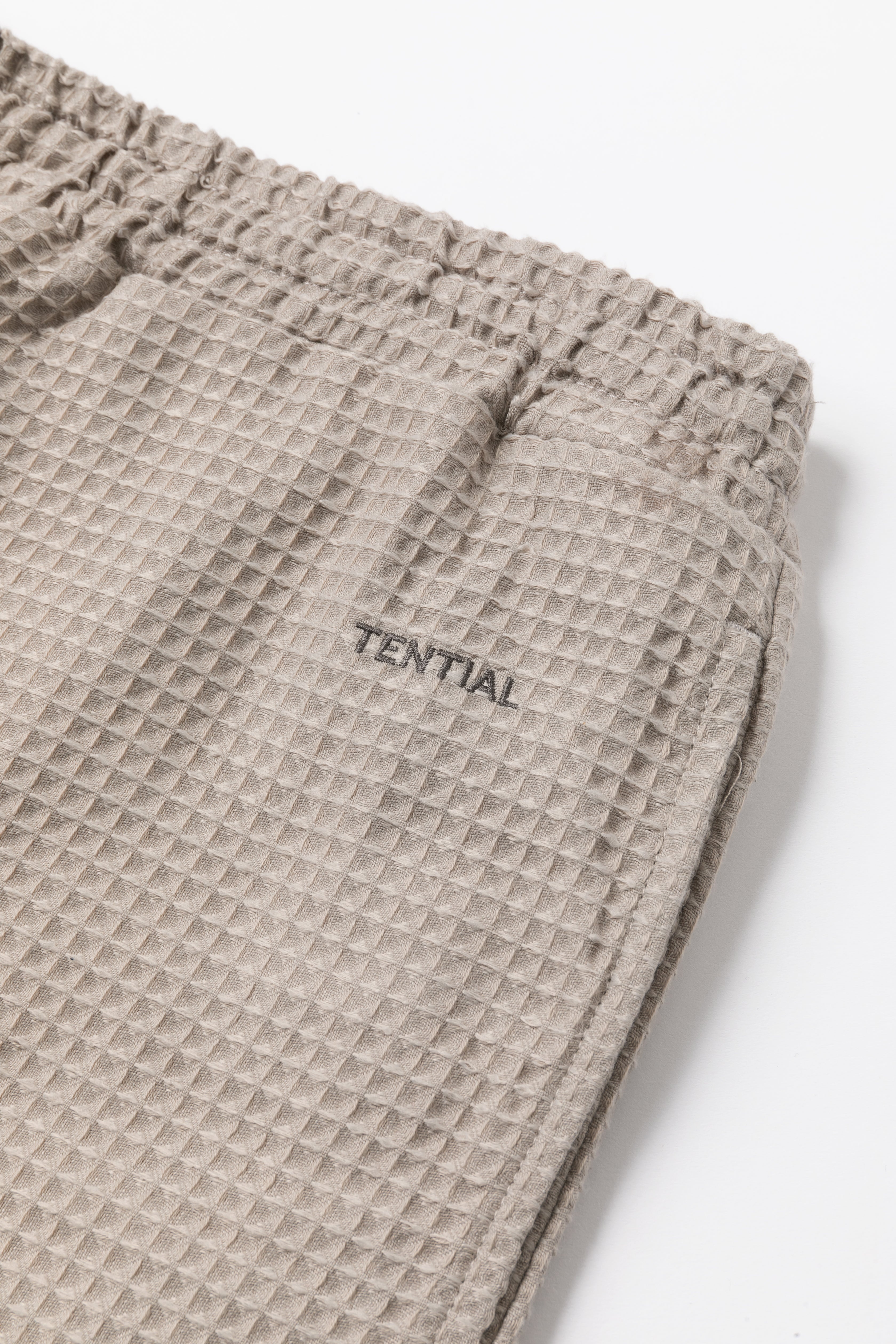 BAKUNE Waffle Men's Long Sleeve Button Down Pullover / Long Pants
