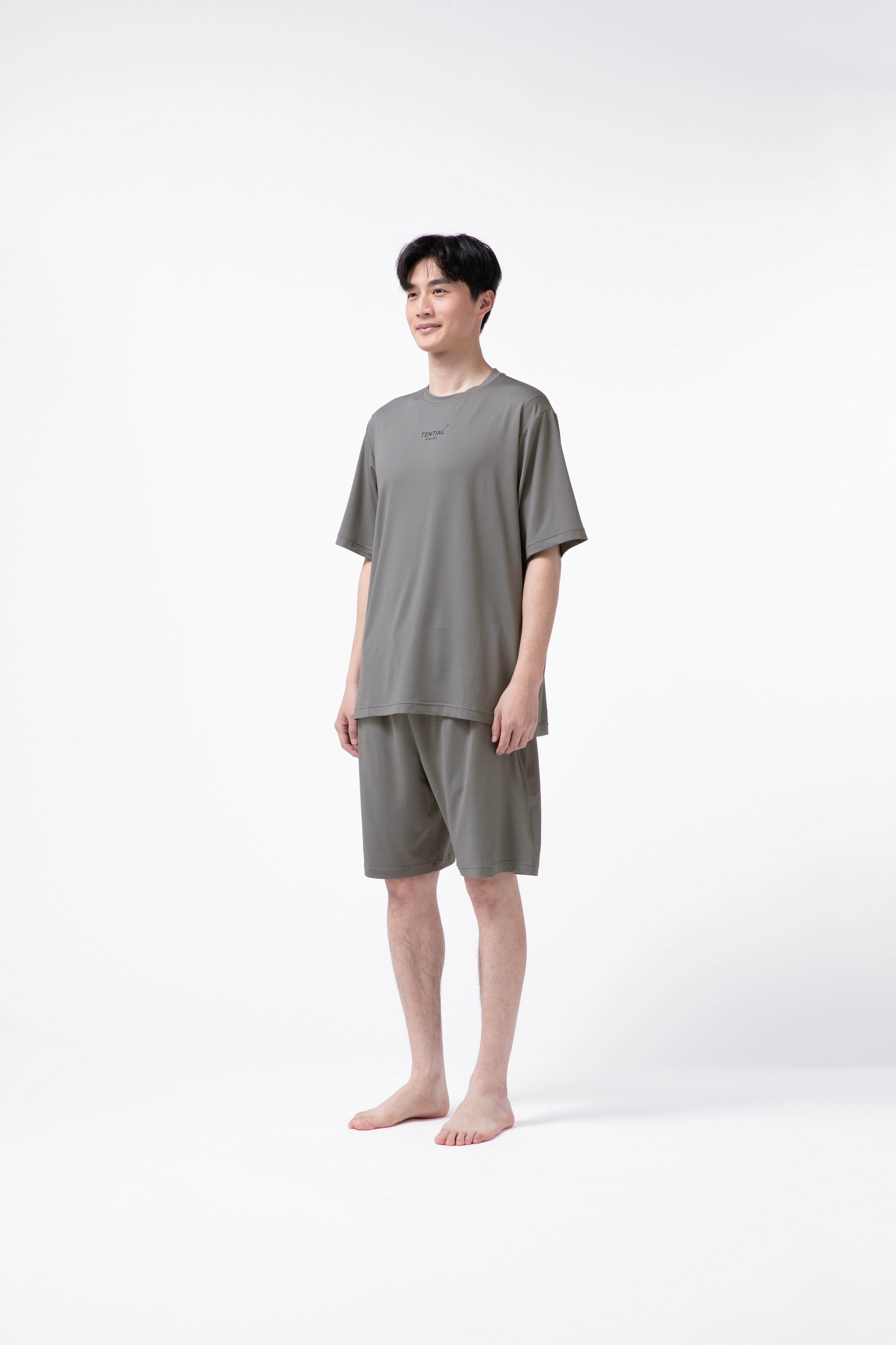 BAKUNE Mesh Short Sleeve T-Shirt / Short Pants