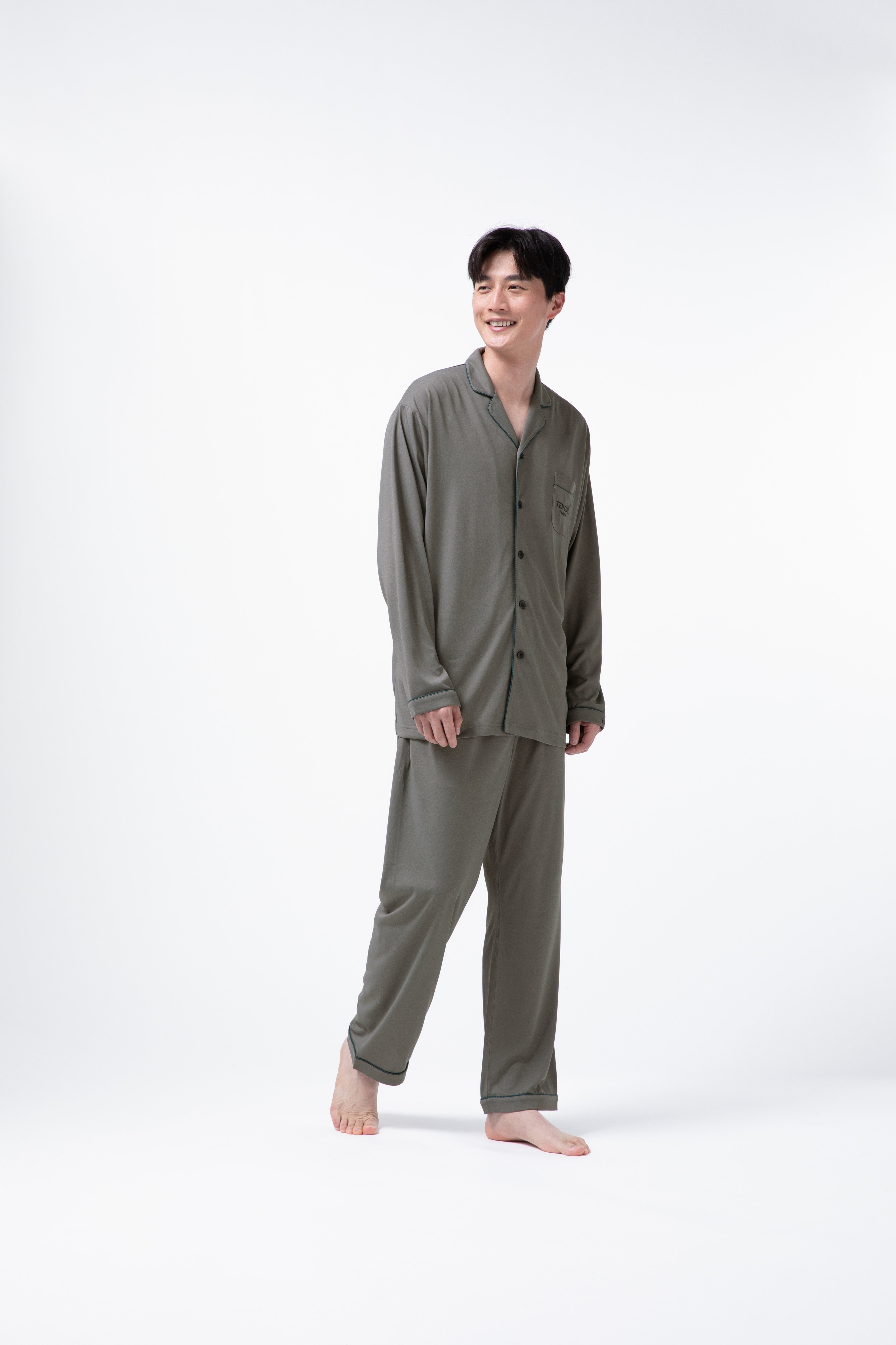 BAKUNE Pajamas Dry Long Sleeve Shirt / Long Pants