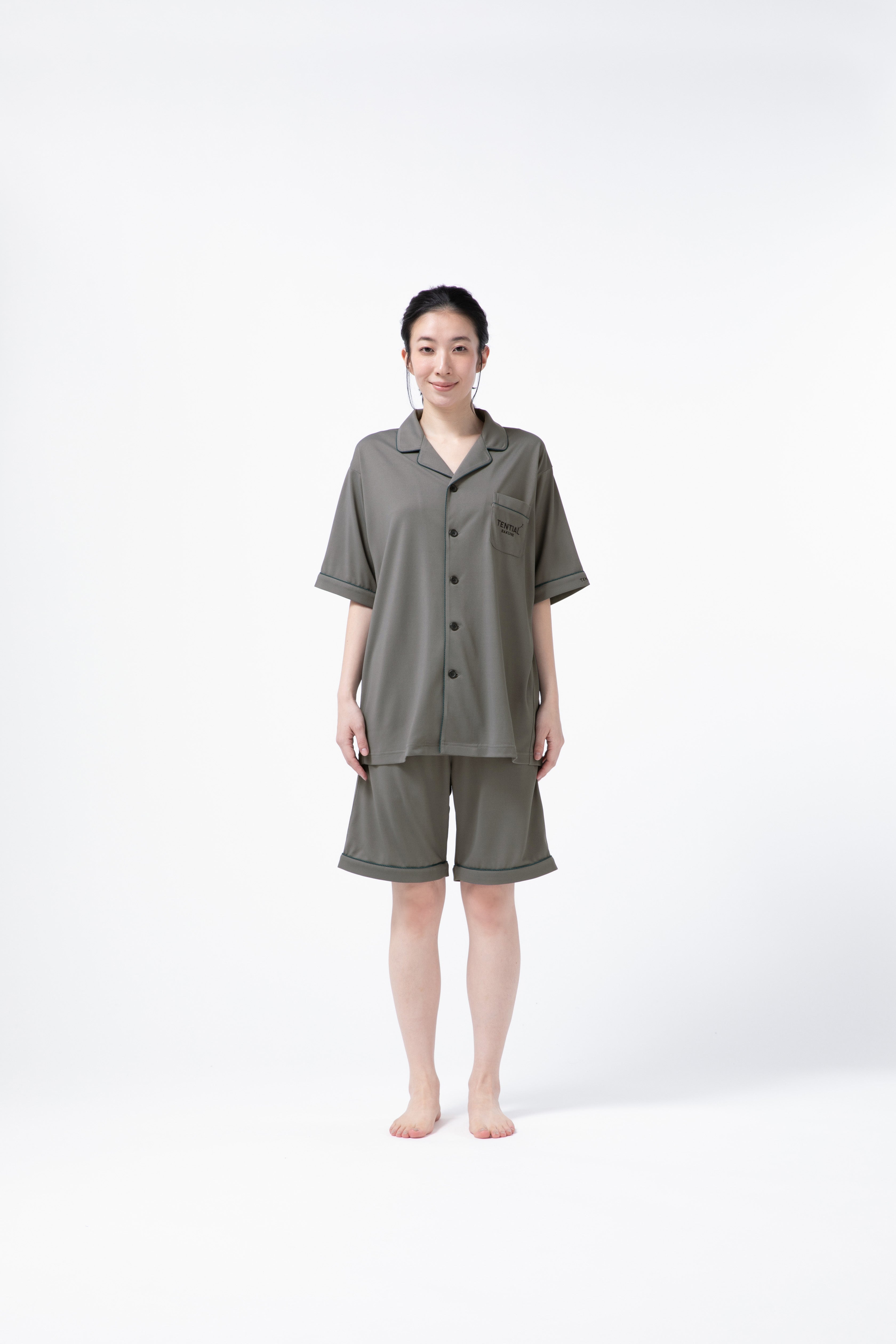 BAKUNE Pajamas Dry Short Sleeve Shirt / Short Pants
