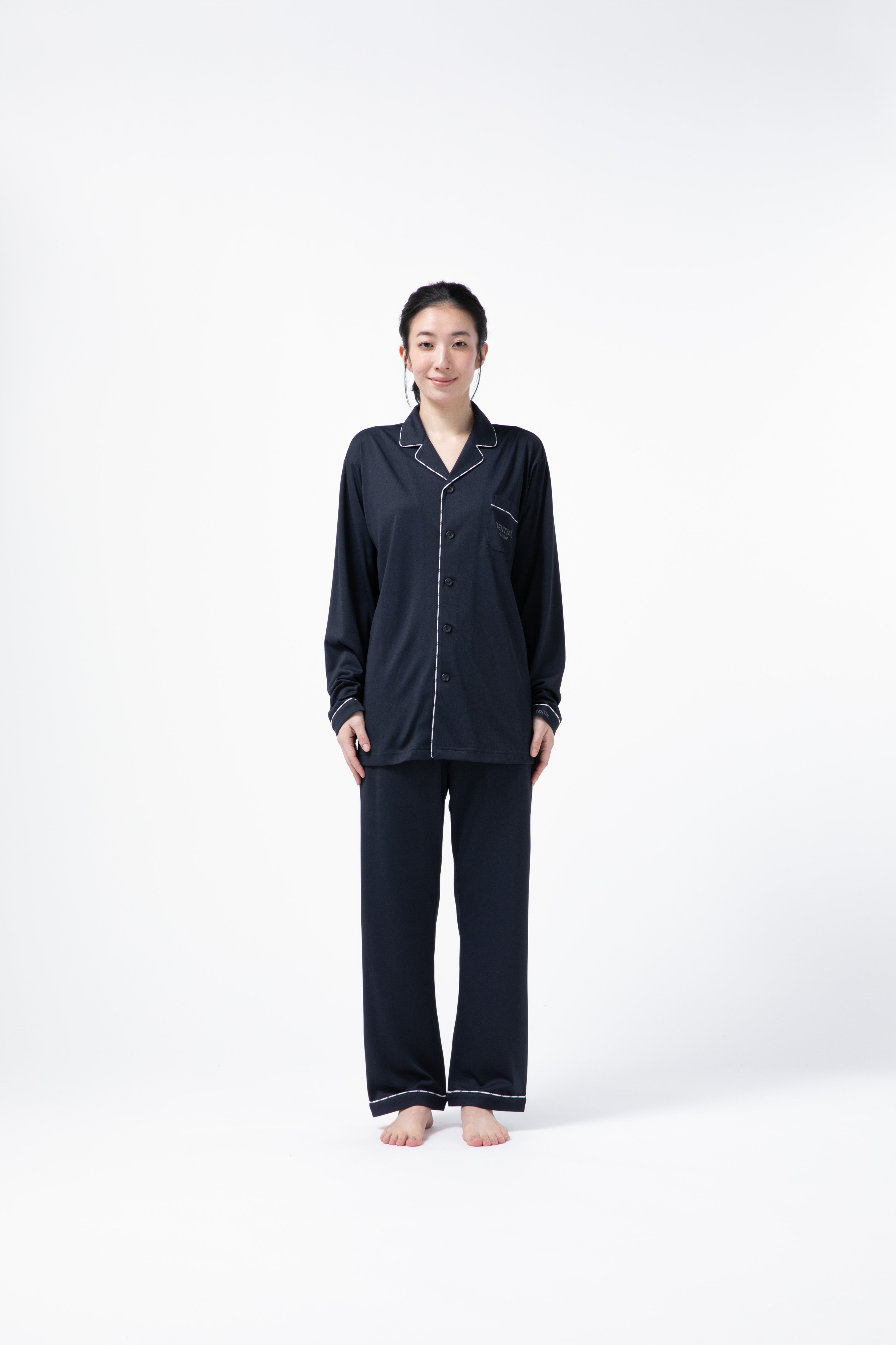 BAKUNE Pajamas Dry Long Sleeve Shirt / Long Pants
