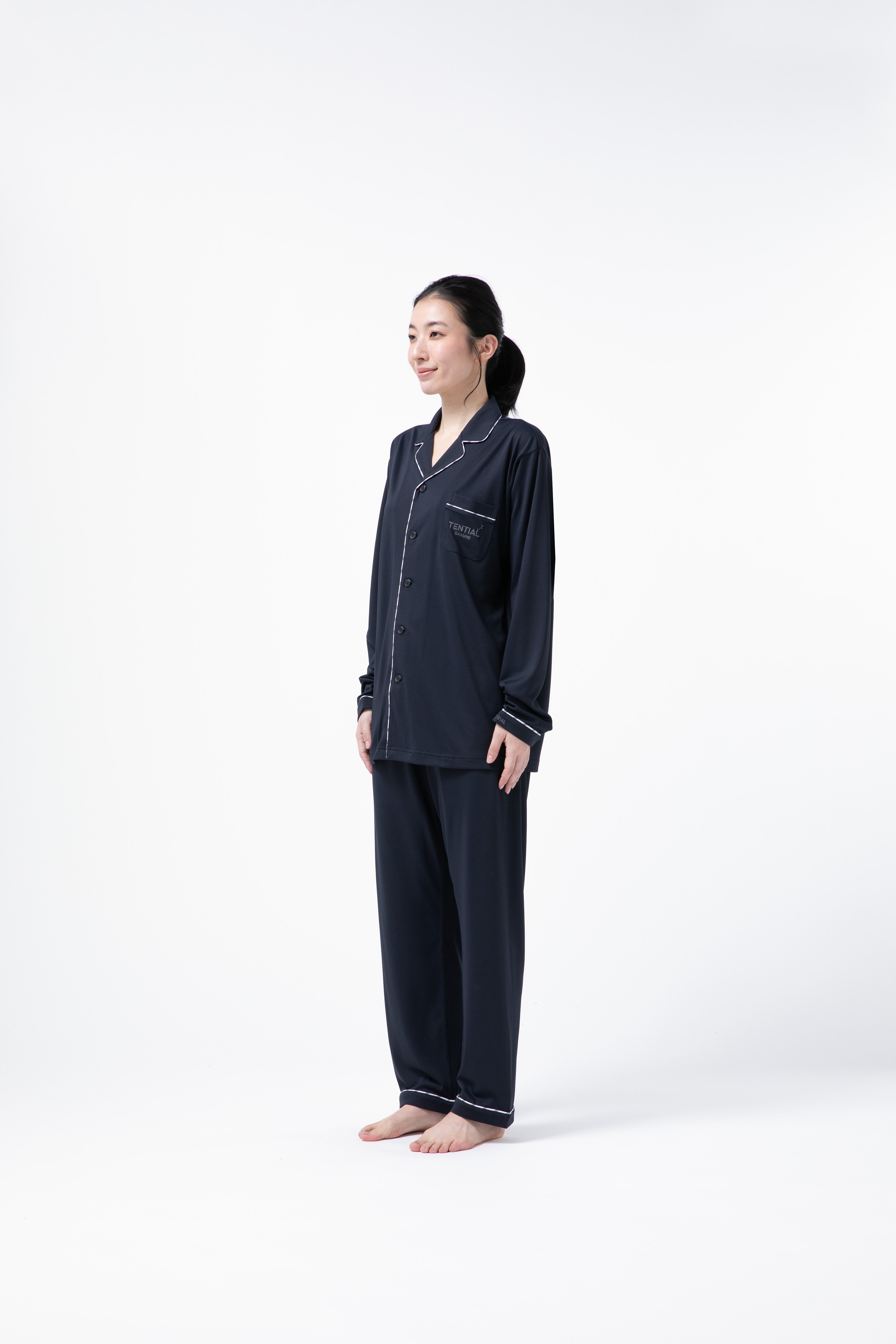 BAKUNE Pajamas Dry Long Sleeve Shirt / Long Pants