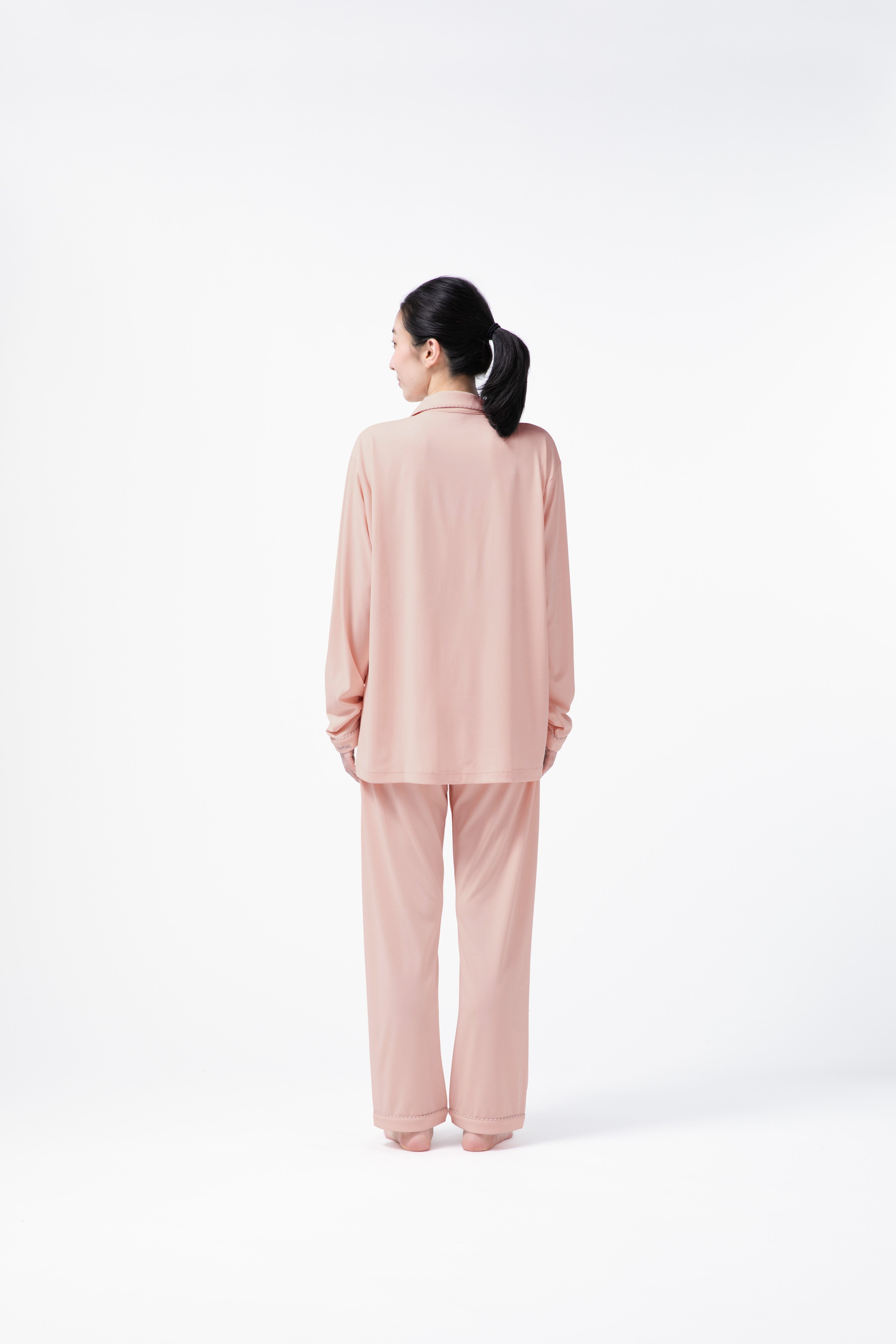 BAKUNE Pajamas Dry Long Sleeve Shirt / Long Pants