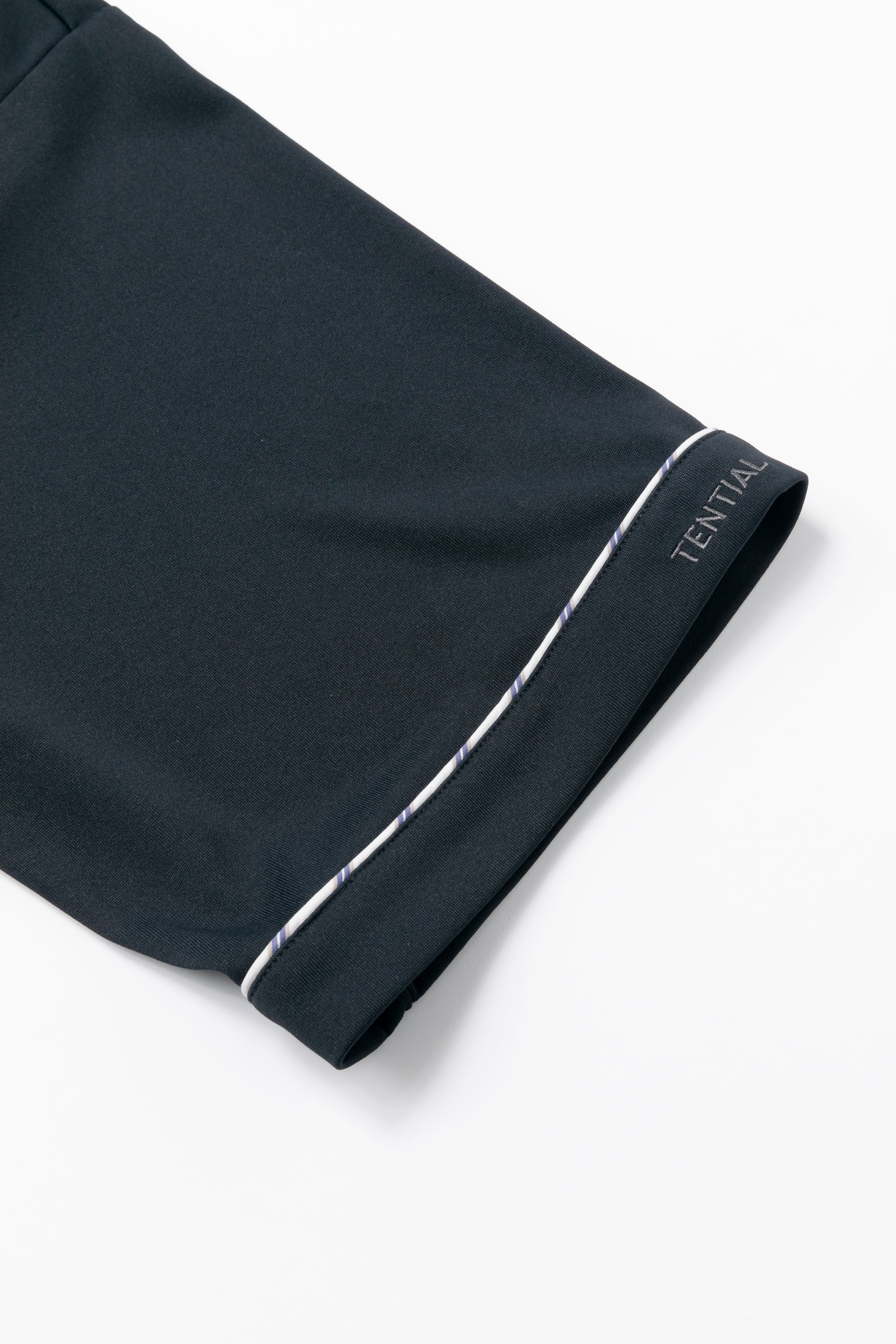 BAKUNE Pajamas Dry Long Sleeve Shirt / Long Pants