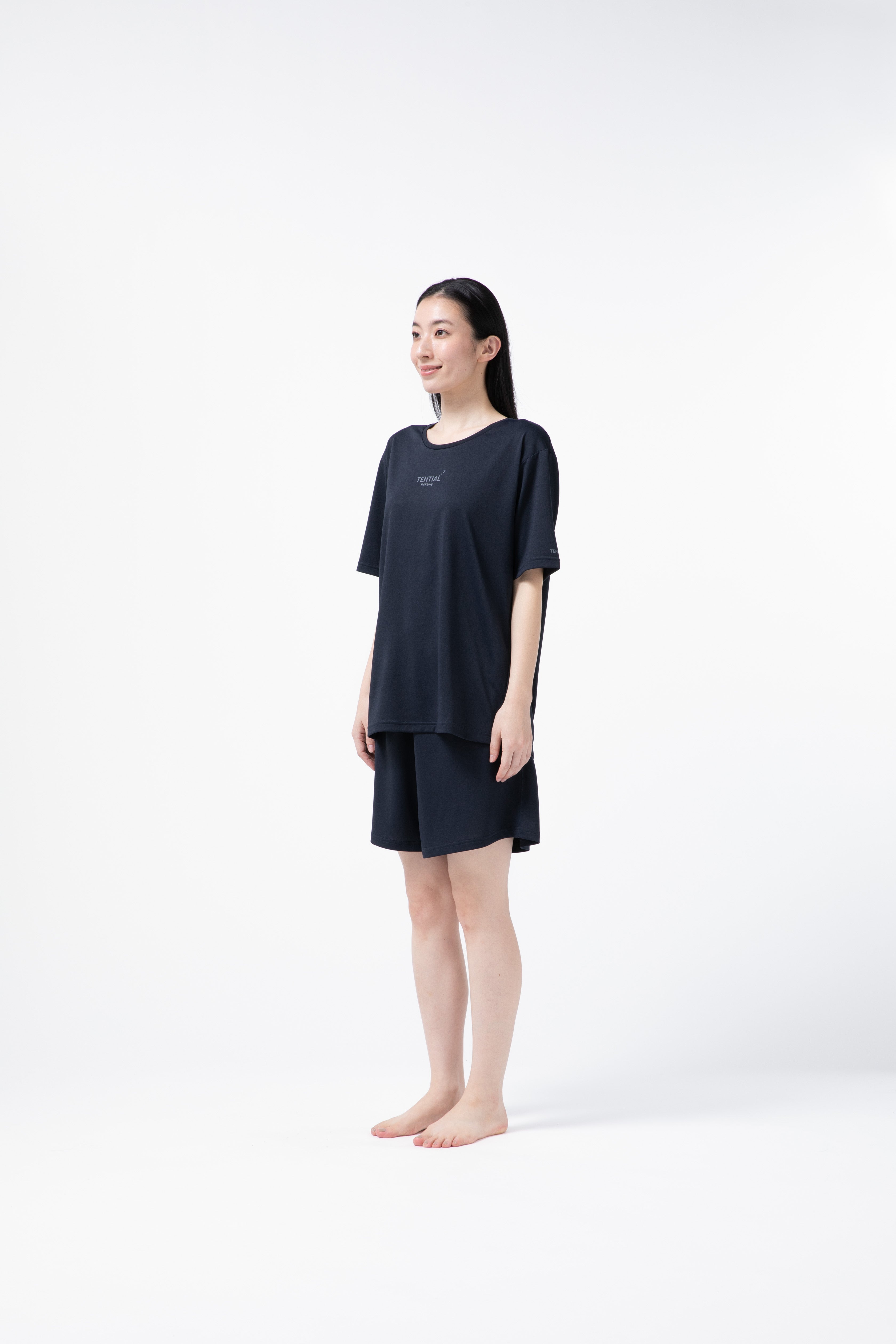 BAKUNE Dry Women's Short Sleeve T-Shirt / Short Pants