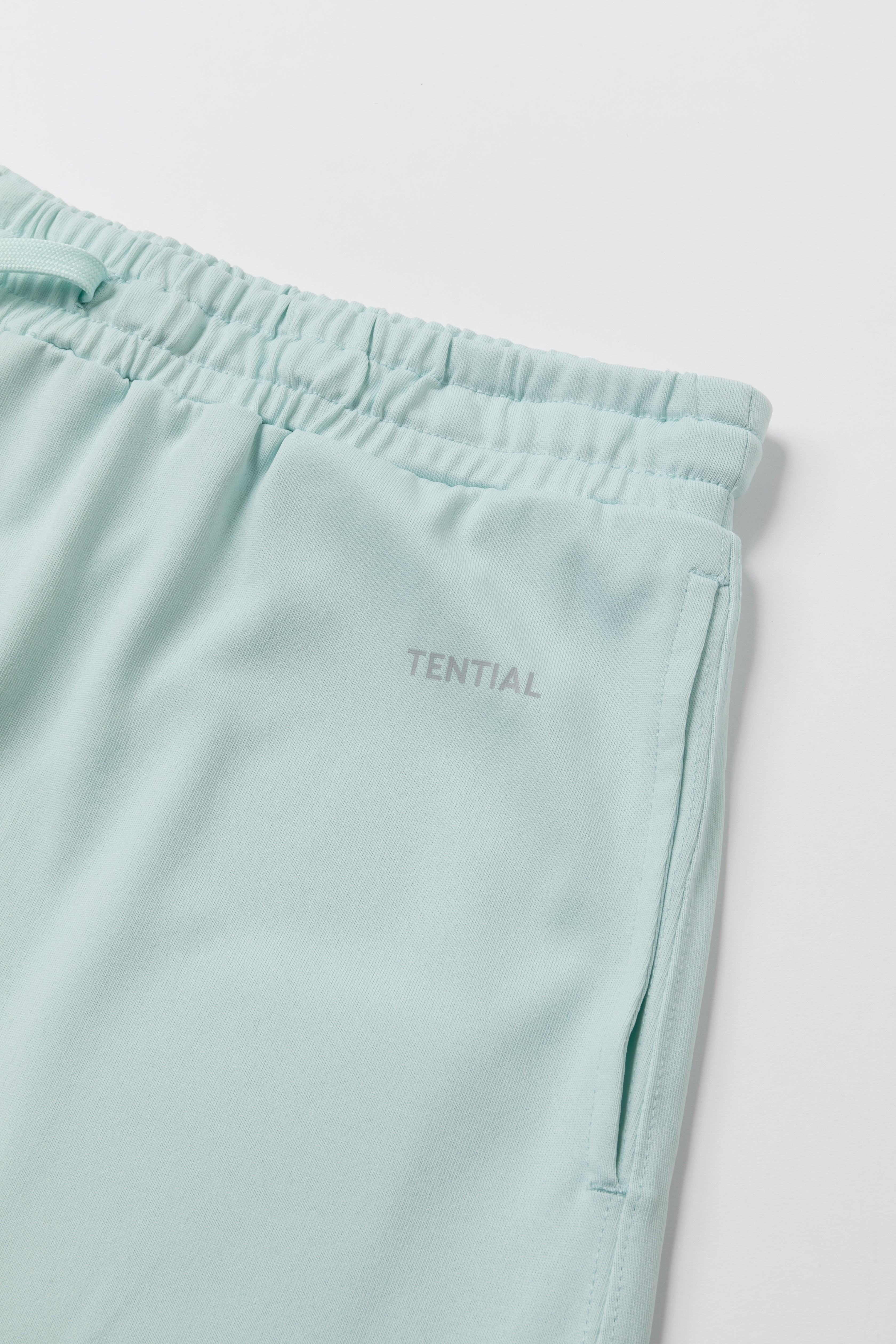 BAKUNE Dry Women's Short Sleeve T-Shirt / Short Pants
