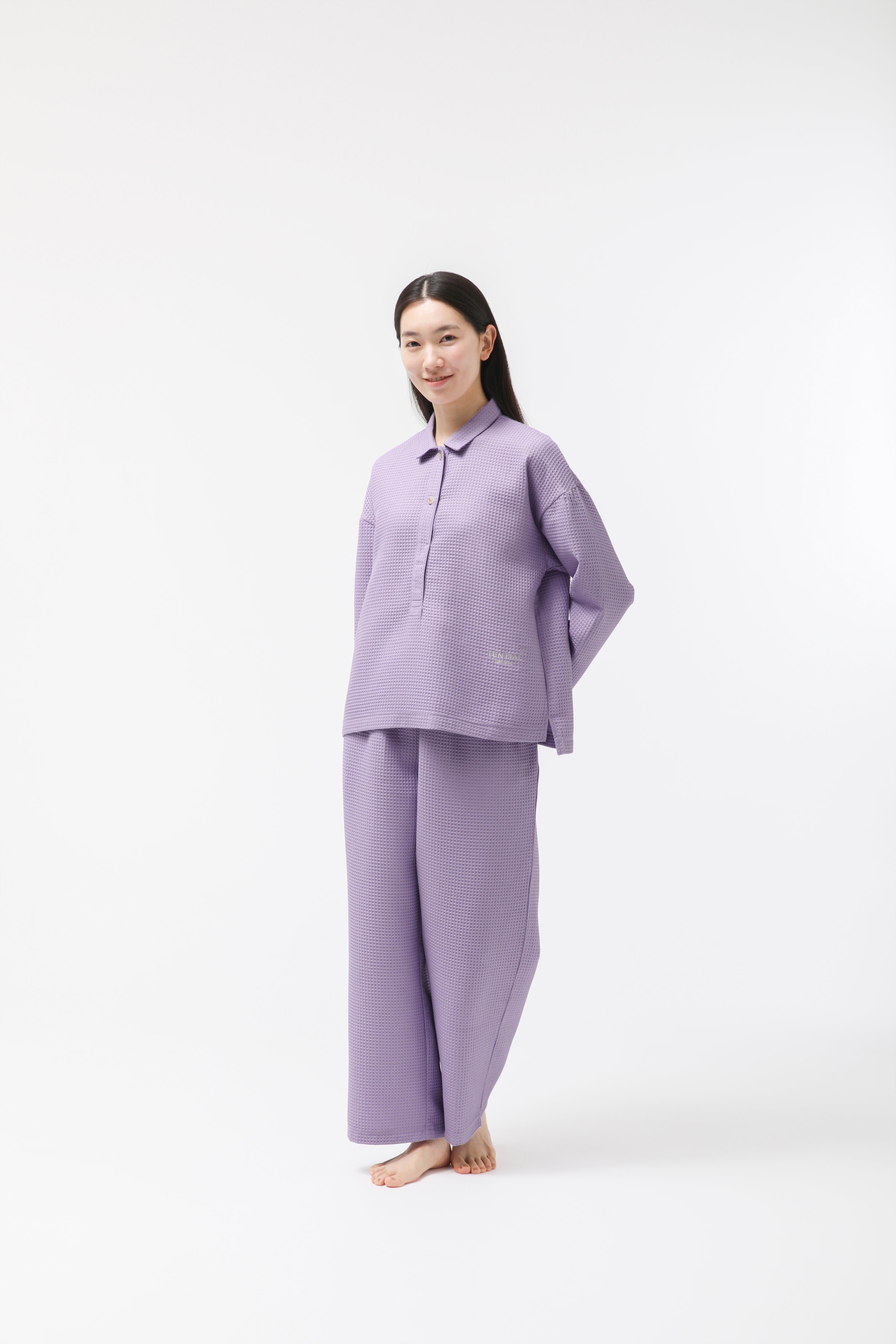 BAKUNE Waffle Women's Long Sleeve Button Down Pullover / Long Pants