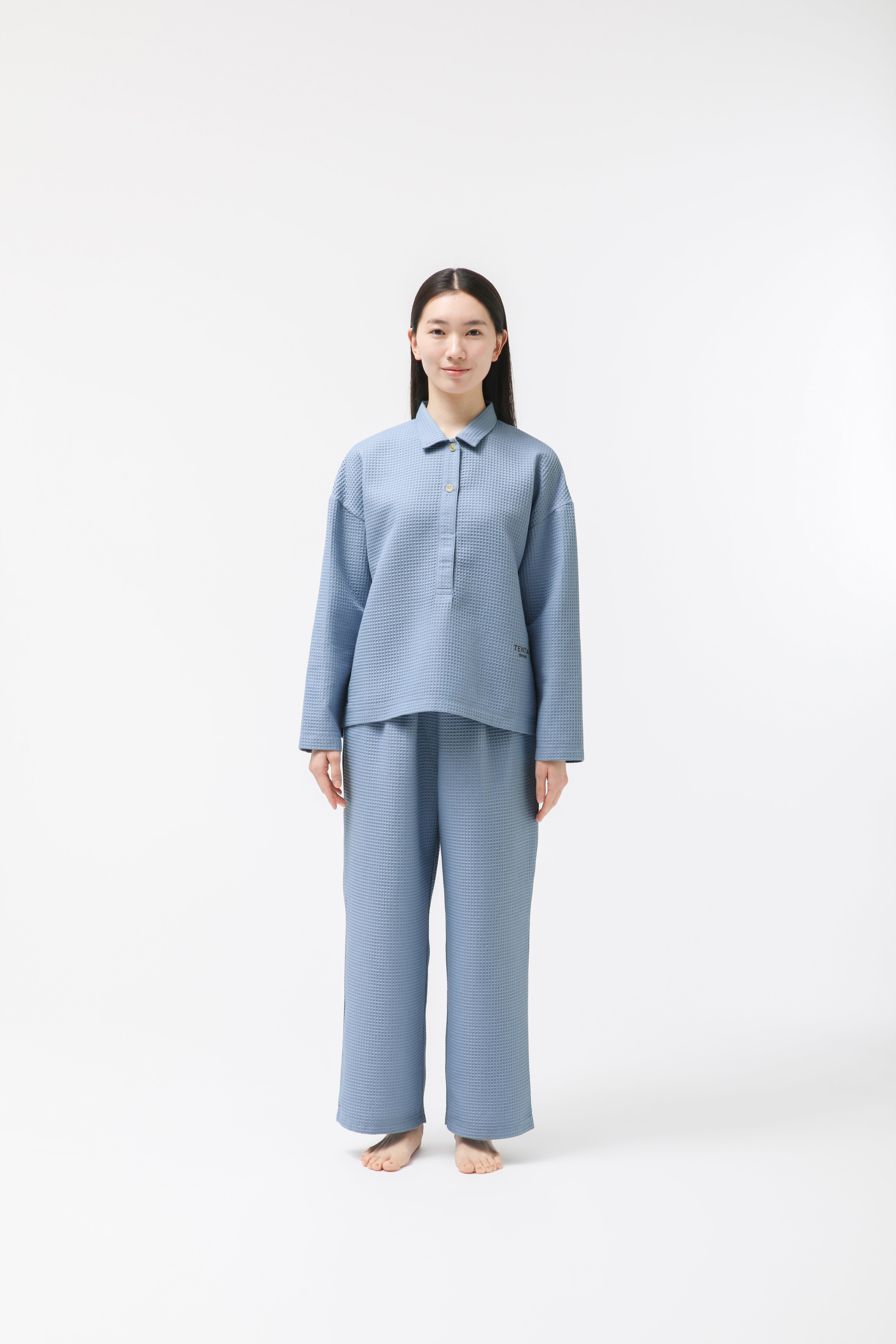 BAKUNE Waffle Women's Long Sleeve Button Down Pullover / Long Pants