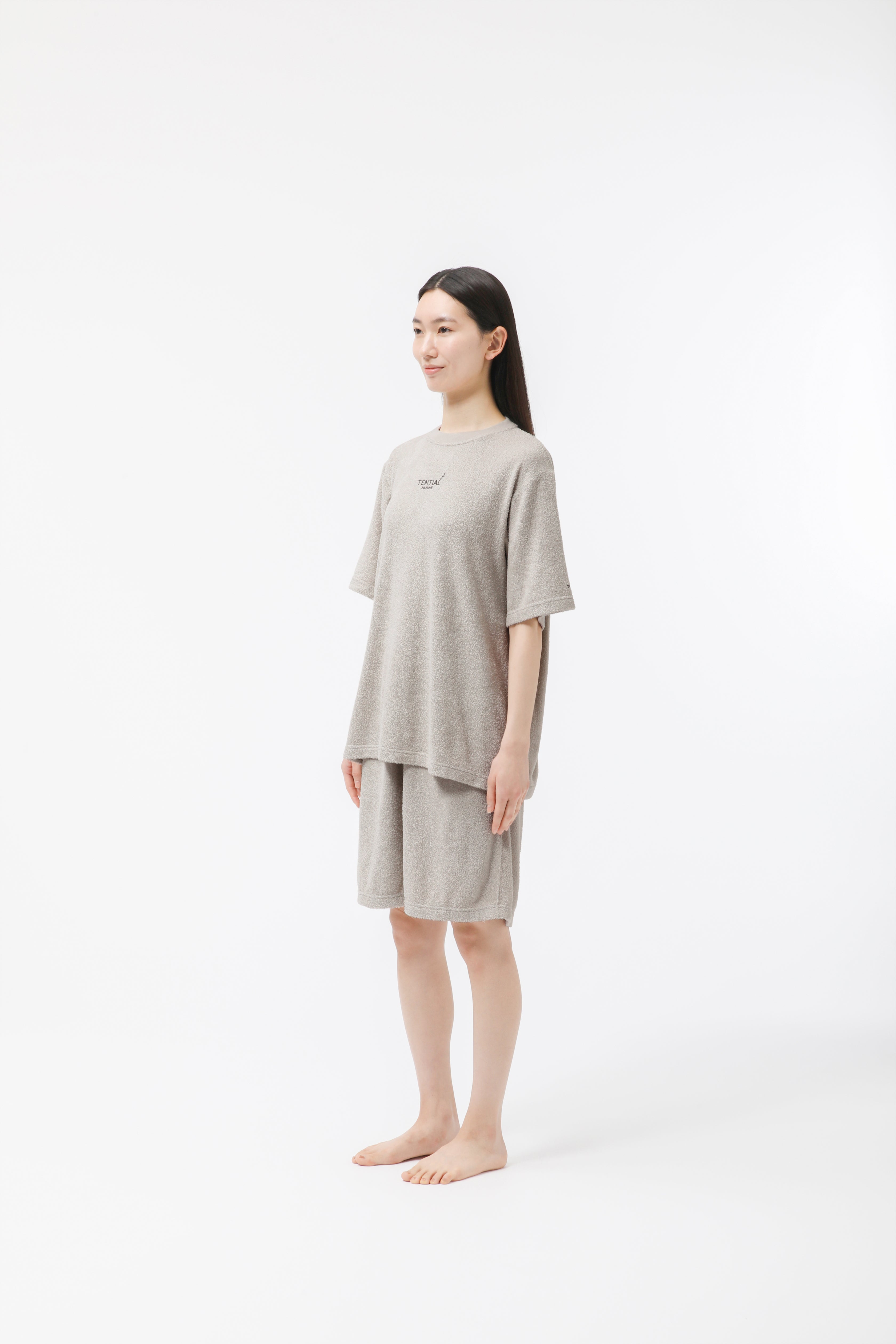 BAKUNE Pile Short Sleeve T-Shirt / Short Pants