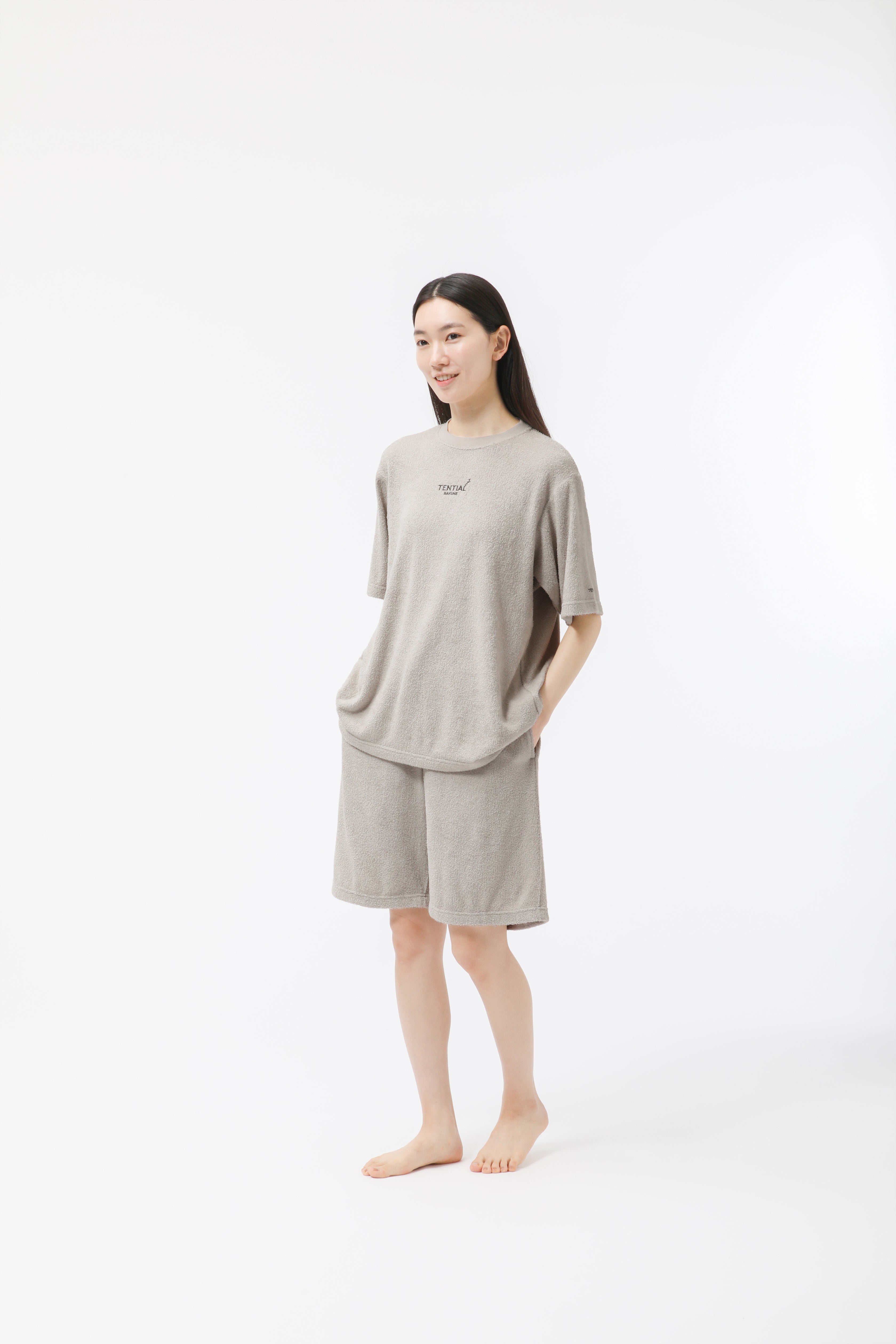 BAKUNE Pile Short Sleeve T-Shirt / Short Pants