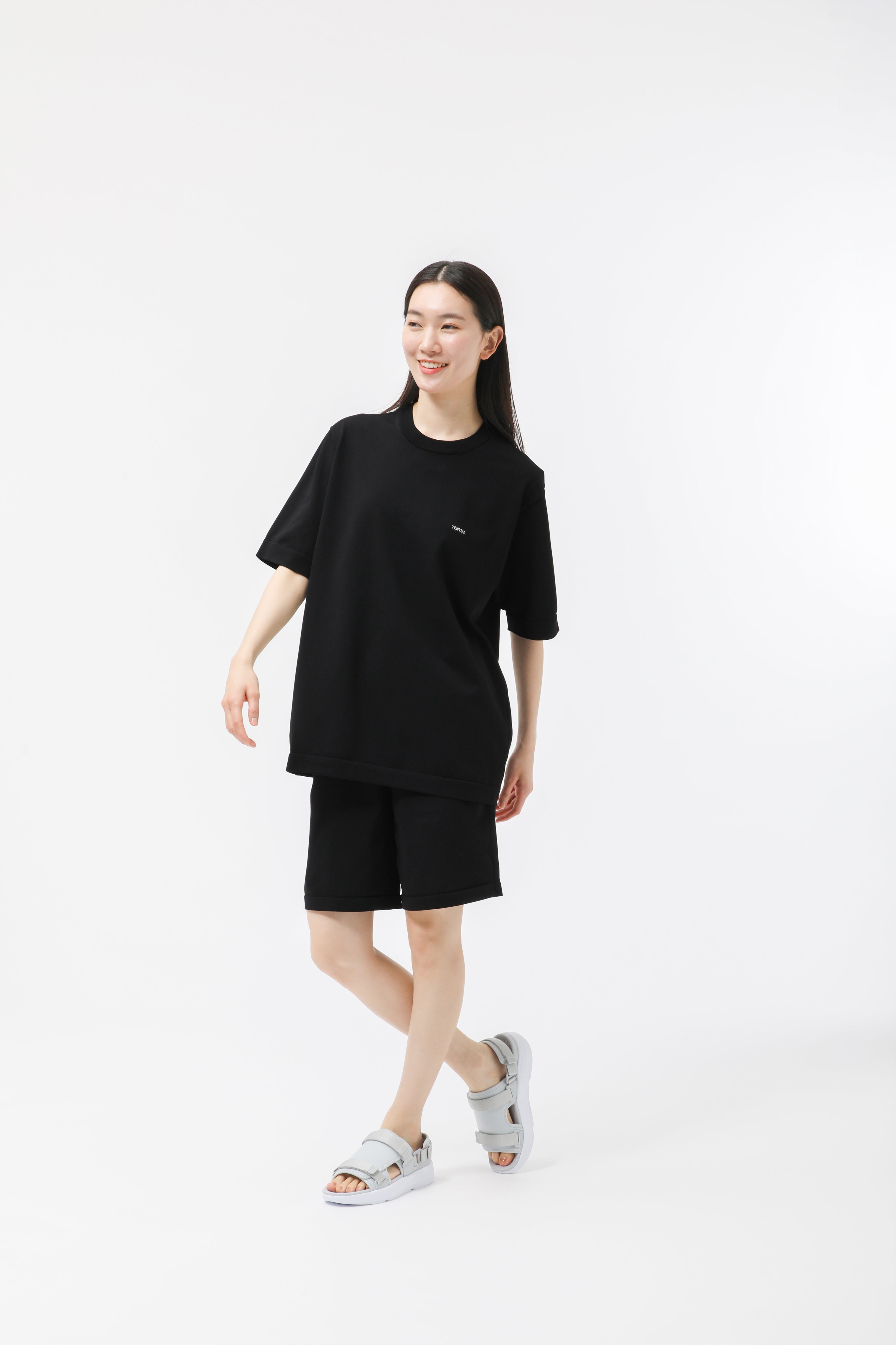 MIGARU Light Knit Short Sleeve T-Shirt / Short Pants
