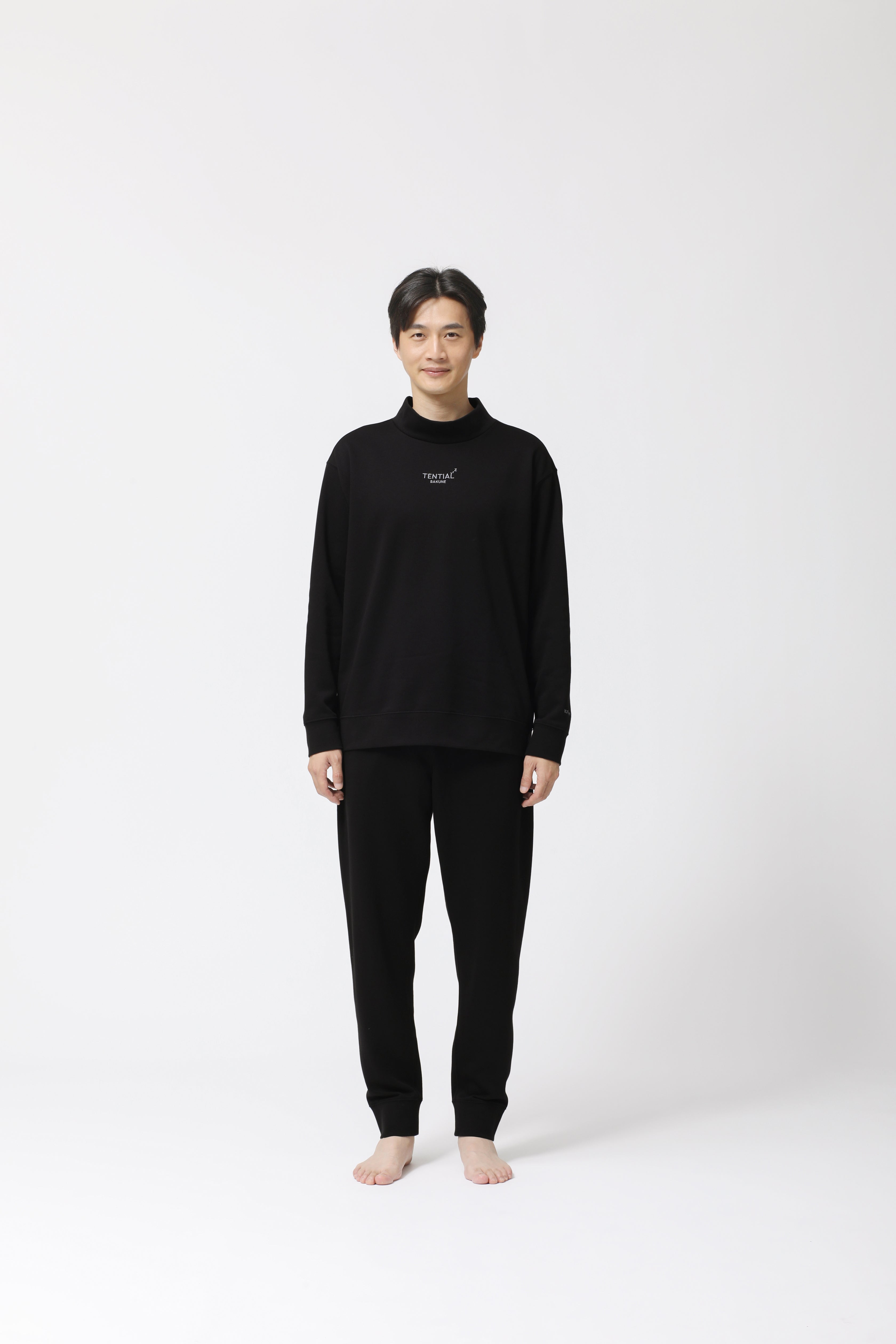 BAKUNE Warm Long Sleeve Mock Neck / Long Pants