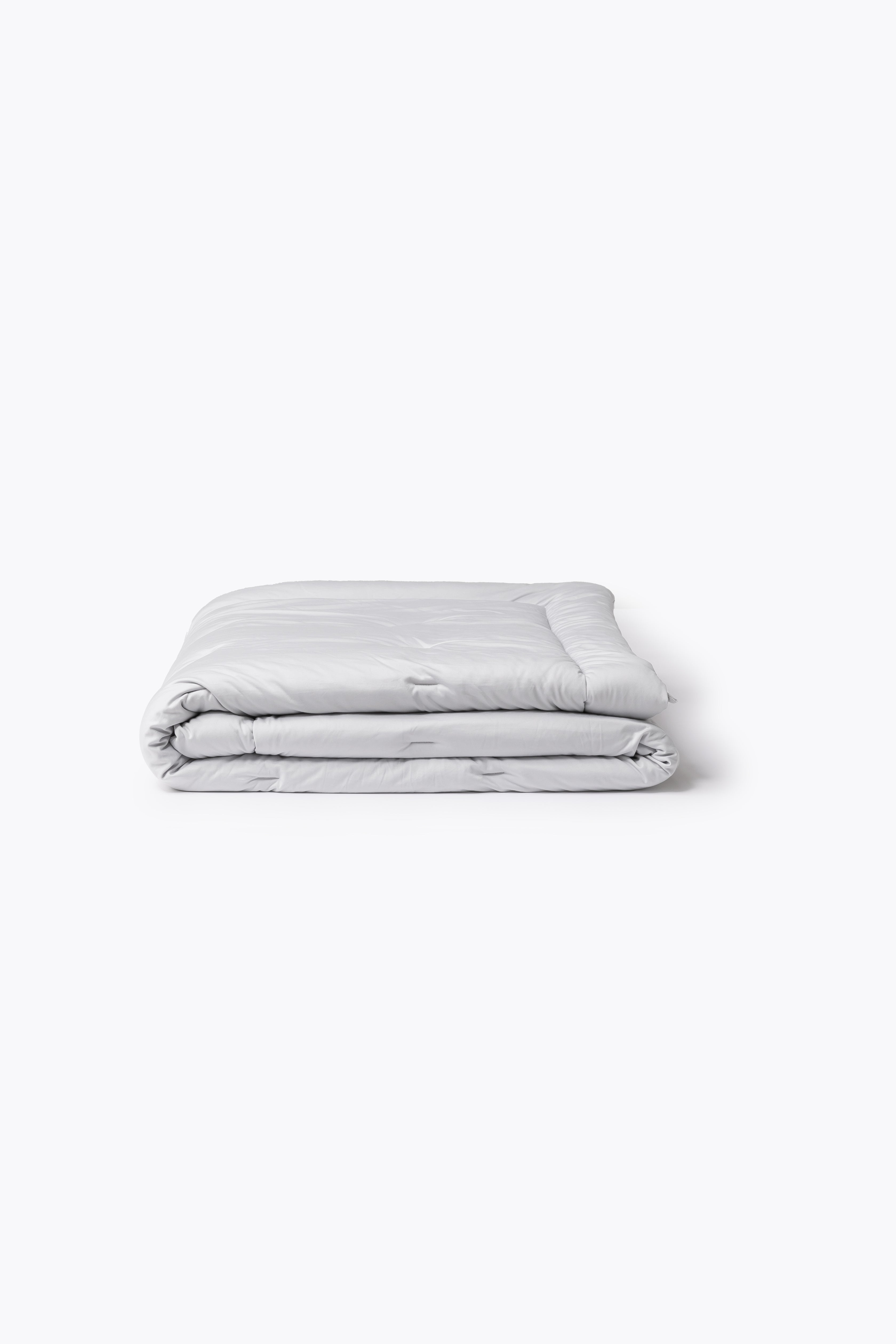 BAKUNE Comforter All Seasons / 2-Piece Bedding Set