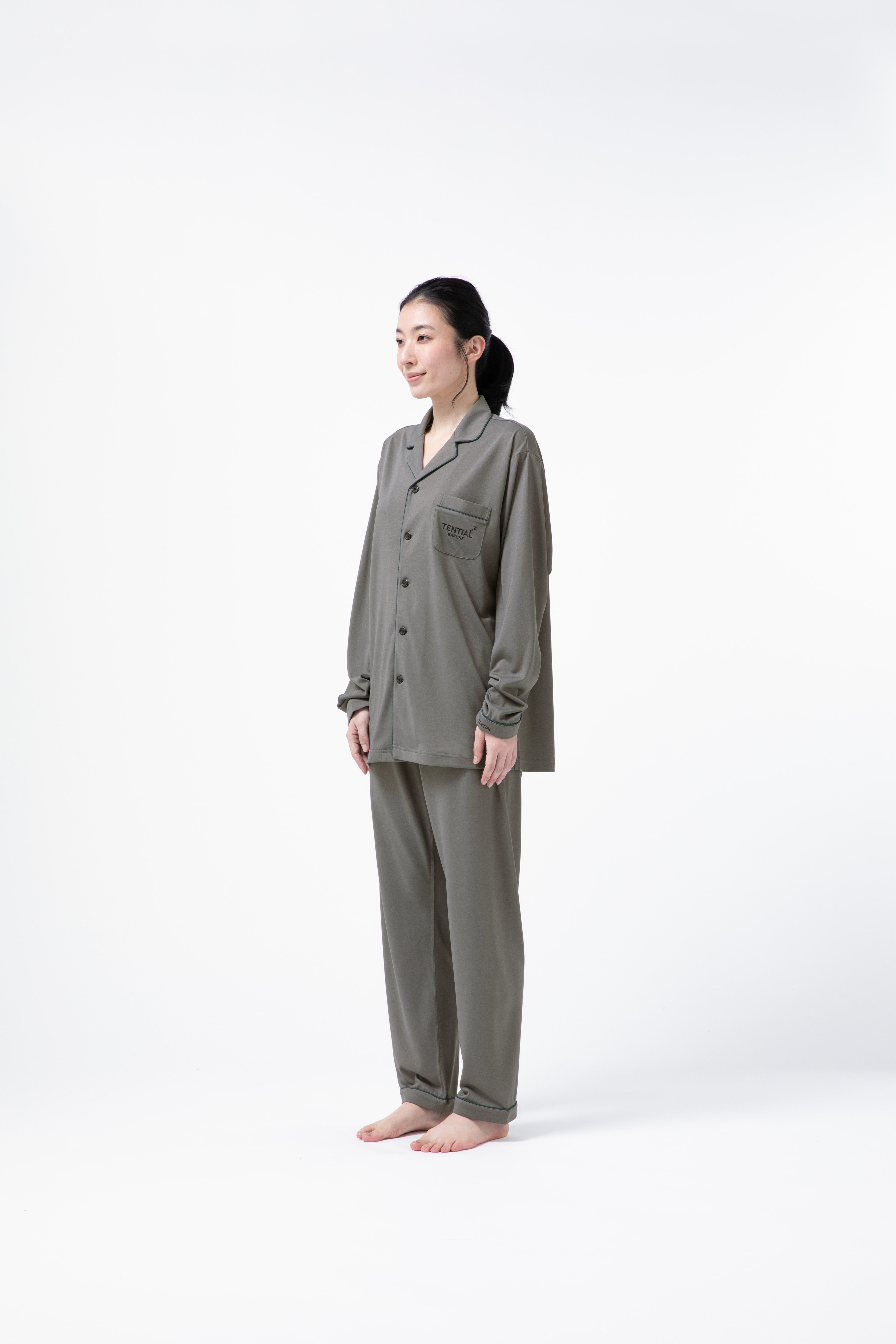 BAKUNE Pajamas Dry Long Sleeve Shirt / Long Pants