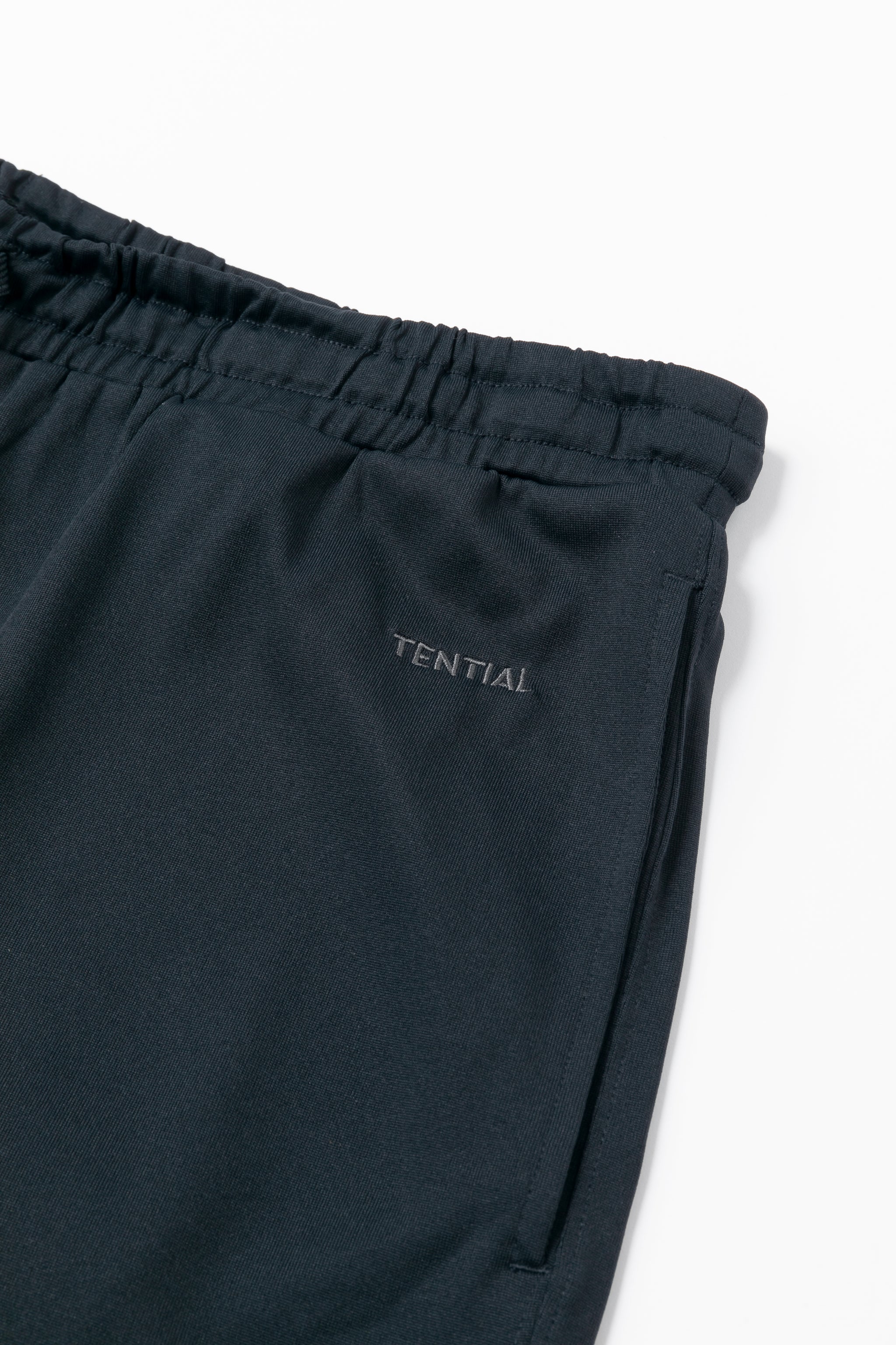 BAKUNE Pajamas Dry Short Setup - TENTIAL