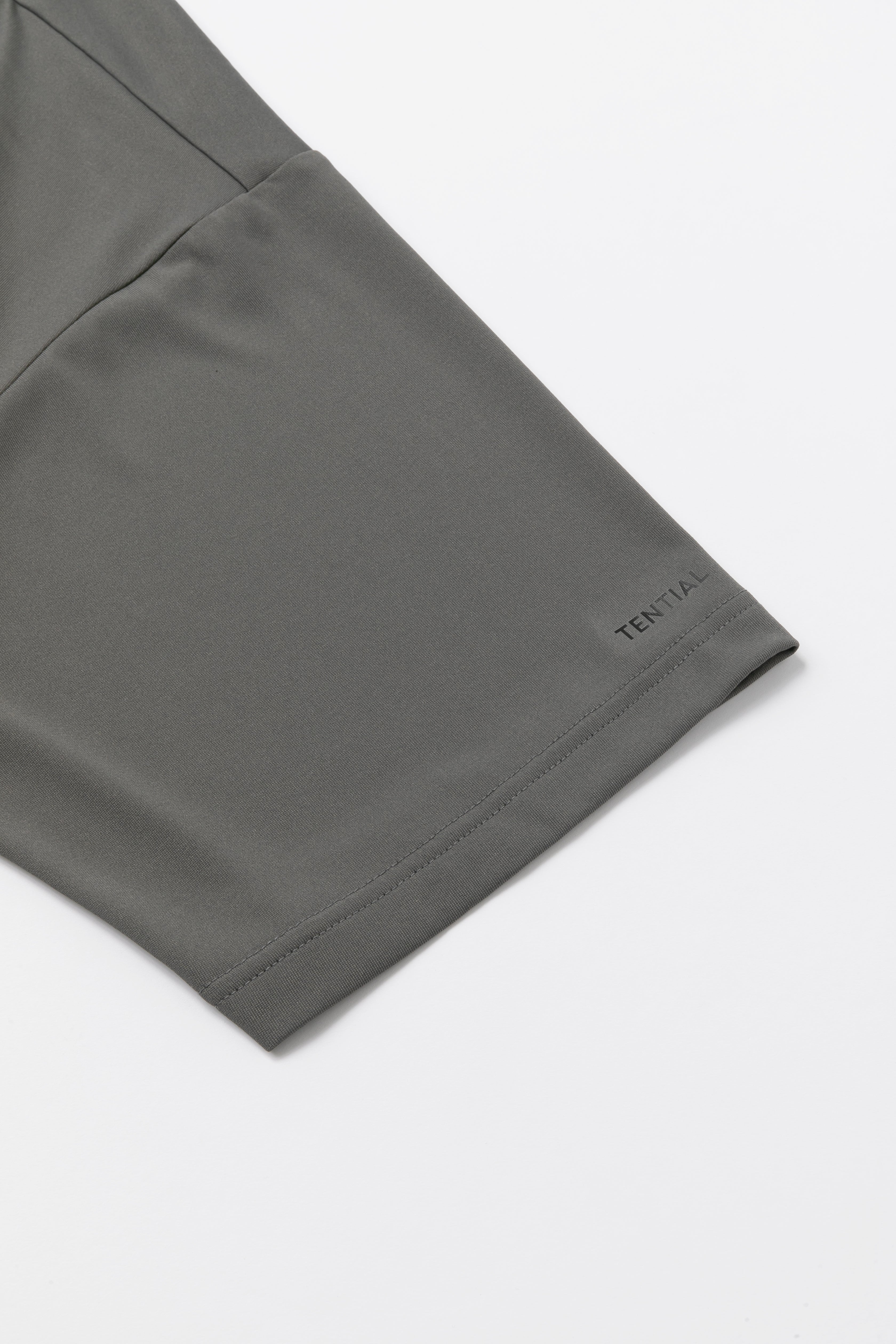 BAKUNE Dry Men's Short Sleeve T-Shirt / Short Pants