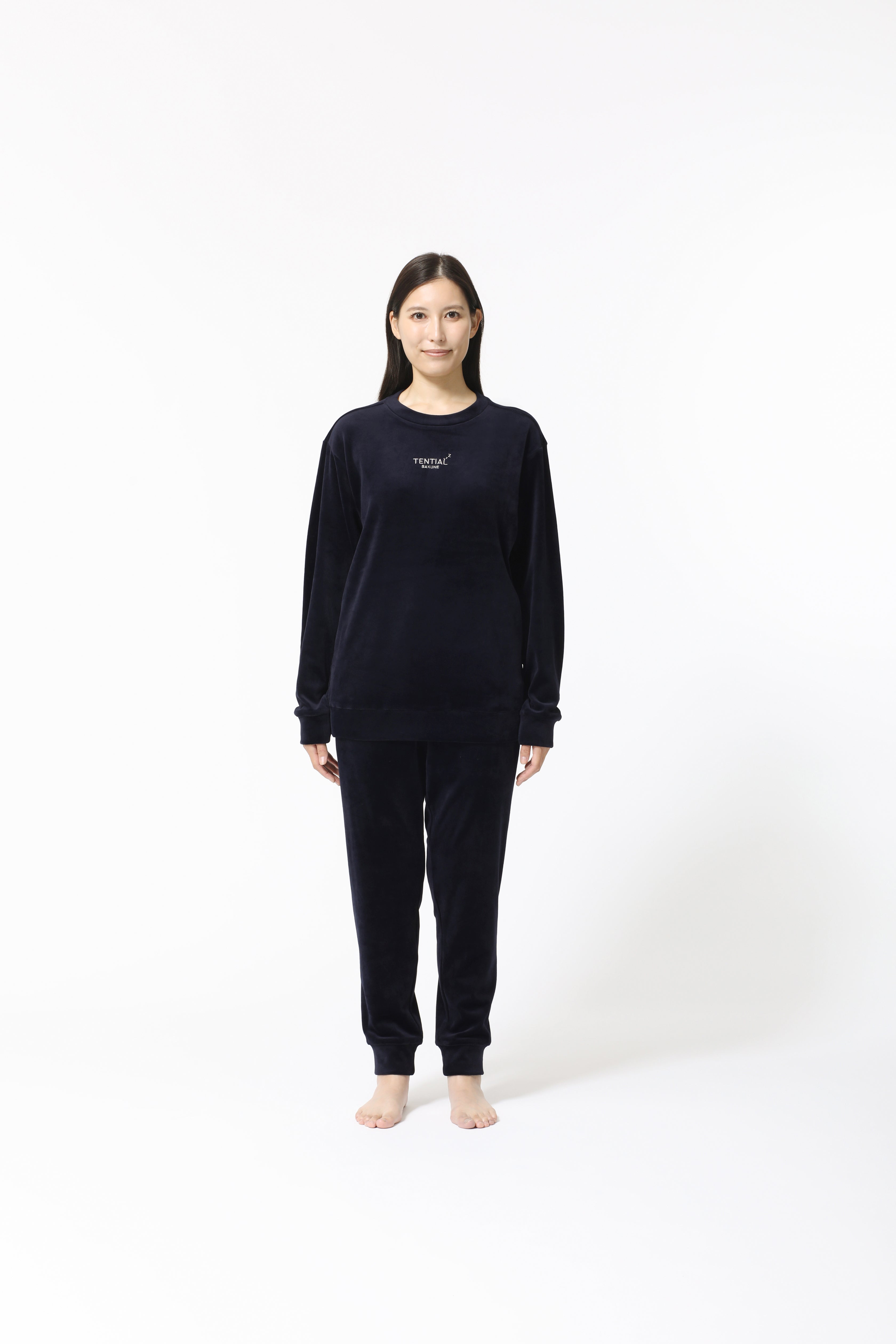 BAKUNE Velour Long Sleeve Crew Neck / Long Pants