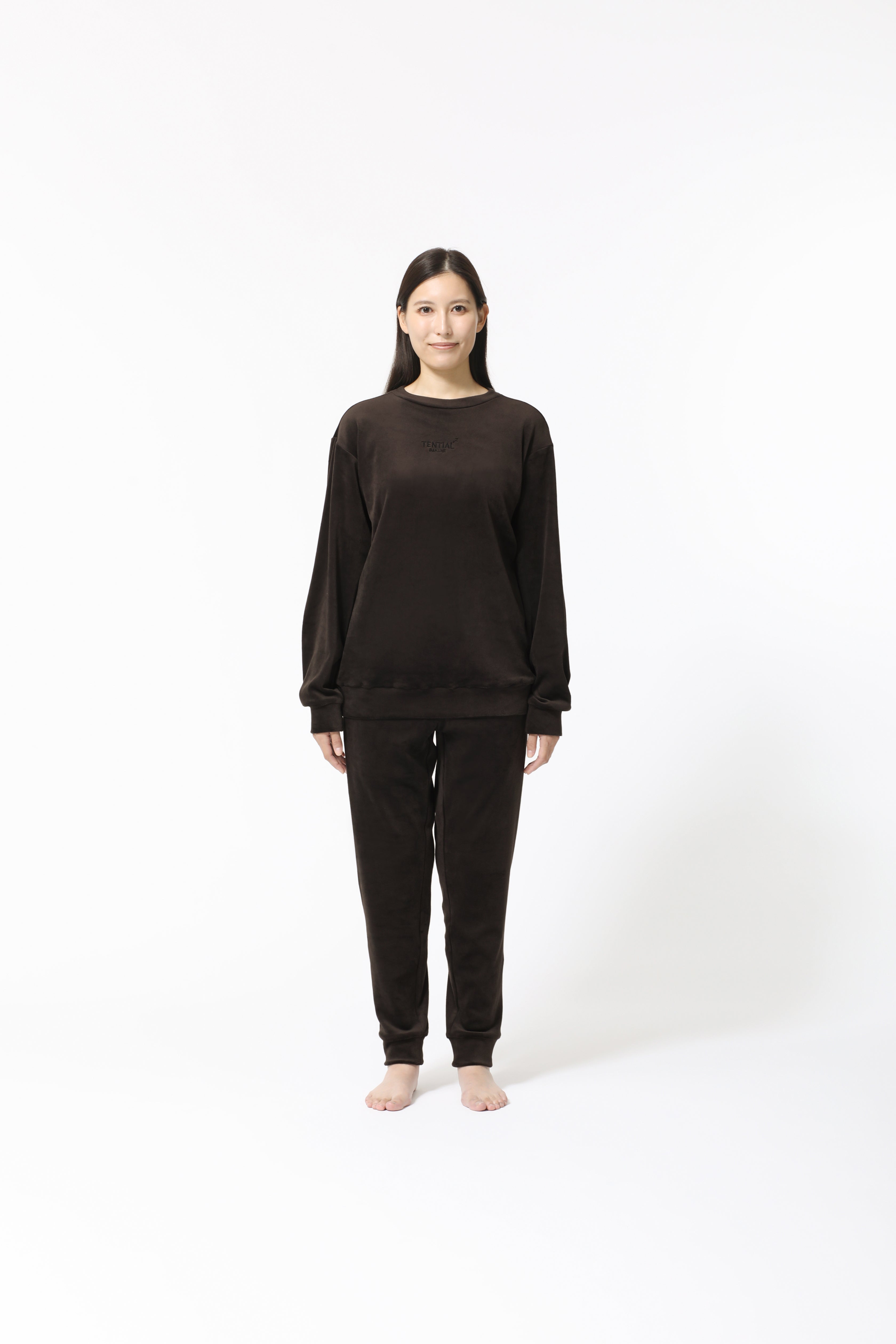 BAKUNE Velour Long Sleeve Crew Neck / Long Pants