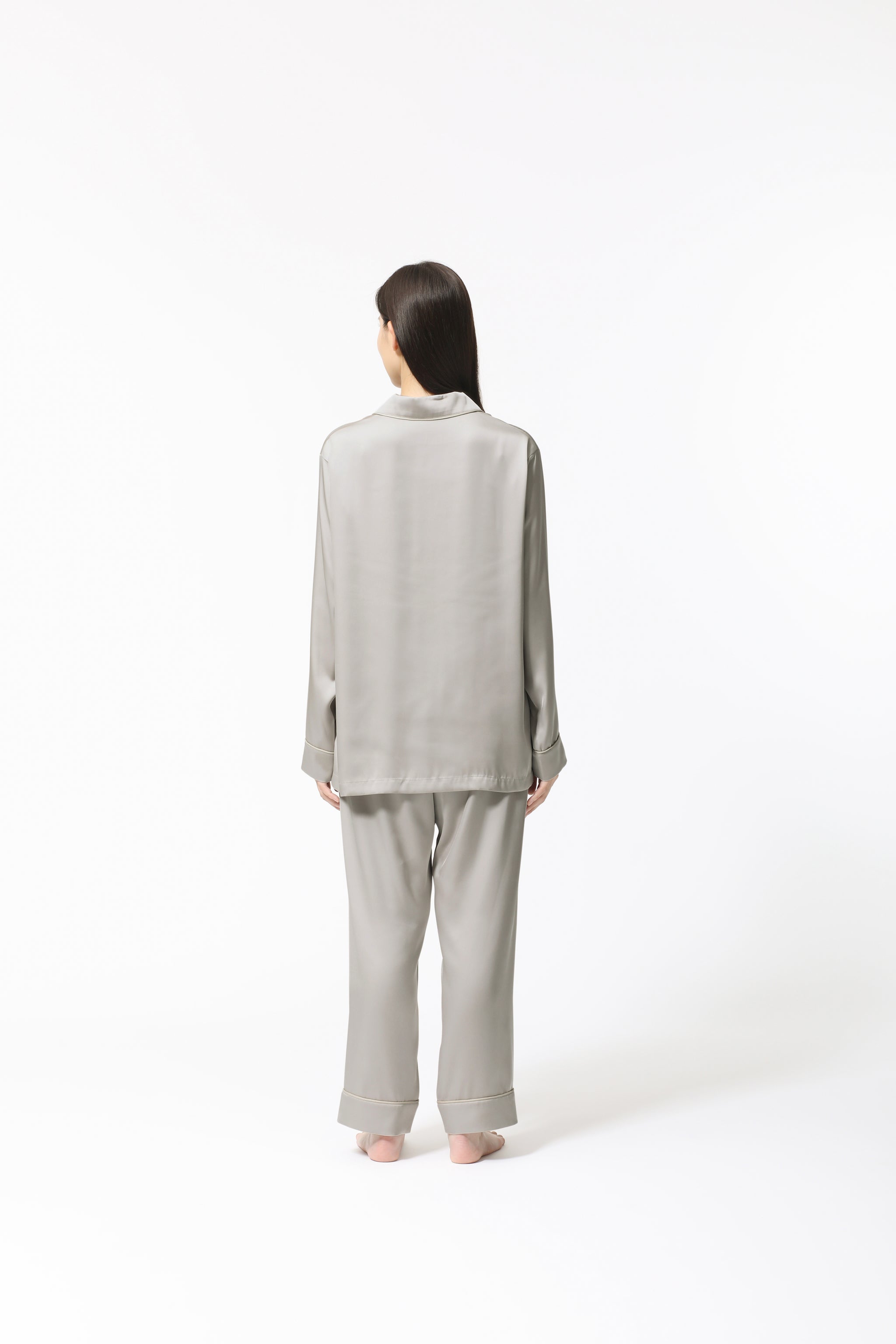 BAKUNE Pajamas Satin Long Setup - TENTIAL